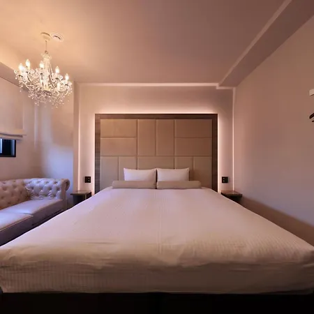 Dotonbori Crystal Hotel - Vacation Stay 77465V